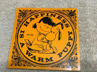 Vintage 1970 Happiness Is A Warm Puppy Book Charles M Schulz.  1st Edition