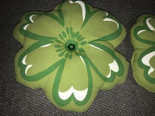 Pair Vintage Mid Century Tuft Flower Avocado Green Throw Pillows 2