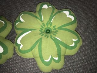 Pair Vintage Mid Century Tuft Flower Avocado Green Throw Pillows 3