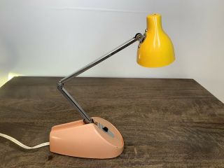 Vintage Hamilton Industries Hc - 18 Caramel Mid Century Adjustable Retro Desk Lamp