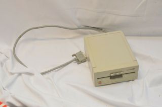 Vintage Apple 5.  25 " External Floppy Disk Drive Model A9m0107 -