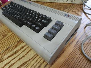 Vintage Commodore 64 Computer - Powers On 2
