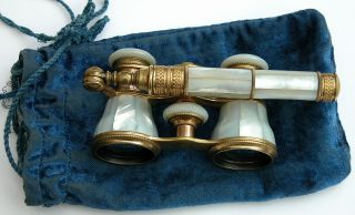 Fine Antique French Marchand Paris Mother Of Pearl Opera Glasses