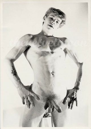 Vintage Male Nude - Handsome Lean Blonde Bodybuilder Hands On Hips In Studio