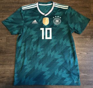 2018/19 Germany Away Jersey 10 Ozil Large World Cup Deutschland