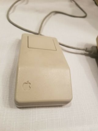 Apple Macintosh SE Model M5011,  Mouse,  Keyboard,  Finder 6.  1,  System 6.  0, 2