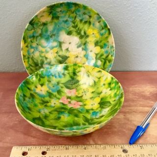 Set Of 2 Vtg Fiberglass Bowls Green & Multi - Colored Flower Garden 6.  25” Diameter