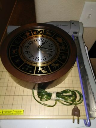 Vintage Spartus Zodiac Wall Clock Electric Mid Century Astrology 9 Inches Across