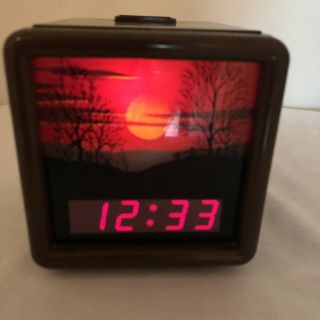 Vintage Spartus Corp Electric Alarm Clock Sunrise Sunset Face Lighted Retro