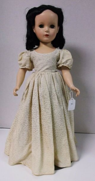 Vintage Madame Alexander 21 Inch Snow White In Dress