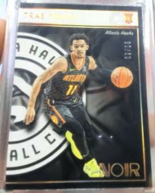 2018 - 19 Panini Noir Trae Young Rookie Icon Edition Gold Ssp Rc 2/10 - 181