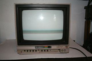 Commodore 1702 Color Monitor 3