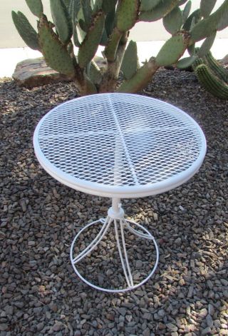 Vintage Homecrest Round Adjustable Patio Table Wrought Iron Metal Mesh Top Table