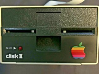 Apple Computer Disk Ii 5.  25 Floppy Drive A2m0003,  & 468643