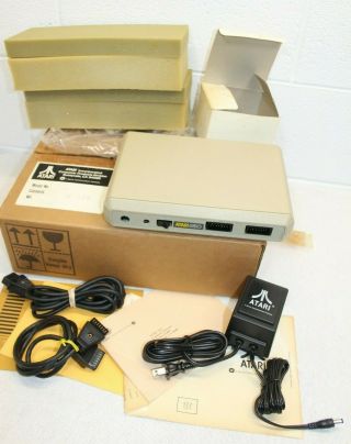 Vintage Atari 850 Interface Module For 400/800 Computer Powers On.