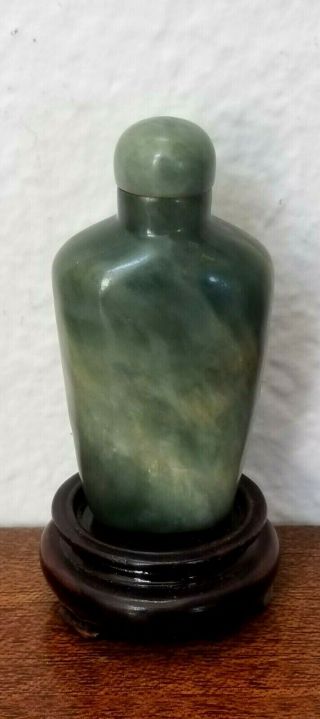 Antique/vintage Chinese Nephrite Spinach Jade Snuff Bottle