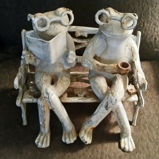 Antique Cast Iron Frogs On A Bench Doorstop/garden Art Very Rare