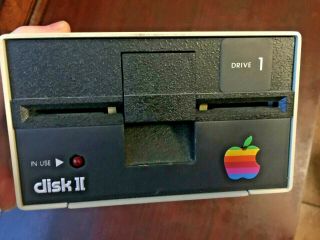Apple Computer Disk Ii 5.  25 Floppy Drive A2m0003,  & 169915