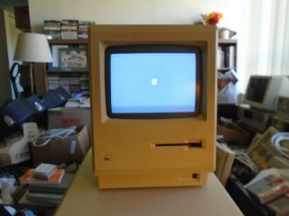Apple Macintosh Plus 1mb Model M0001a Computer