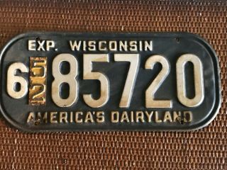1952 Vintage Wisconsin America ' s Dairyland Exp.  Liscense Plate Black,  White A7 3