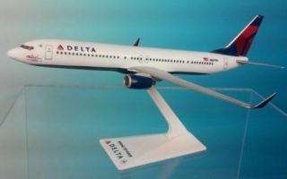 Flight Miniatures Delta Airlines 2007 Boeing 737 - 900er 1:200 Scale Ce Woolman