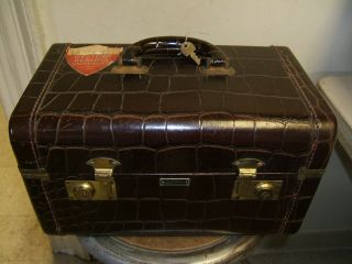 Vintage Alligator Train Case Cosmetics Travel Luggage National Leather Goods