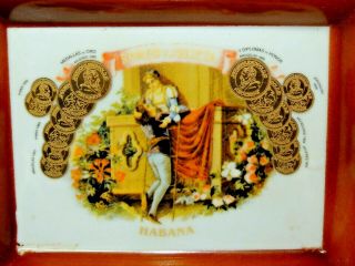 Collectible Romeo Y Julieta Habana Cigar Ashtray with Gold Leaf. 2