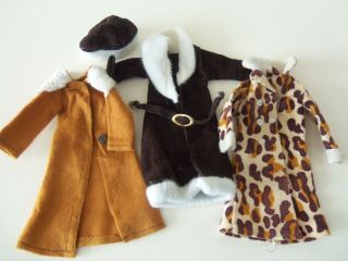 Barbie/sindy,  Other Vintage Fashion Dolls Clothes - 3 Winter Coats,  Hat,  Belt - Brown