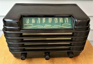 Vintage Delco R - 1227 Bakelite Table Radio - For Repair / Parts - Ca1947