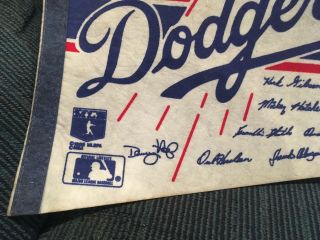 L.  A.  Dodgers 1988 World Series Champs Pennant With Facsilime Signatures 3