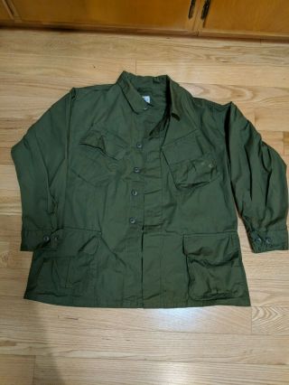 Vintage 1967 Us Army Vietnam War Era Slant Pocket Combat Coat Large Short