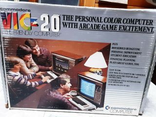 1983 Commodore Vic 20 Computer W/original Box Power Cords 1982 Guide Book