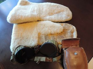 Wwii Vintage Fur Lined Pilot Goggles & Lambs Wool Gloves Alaska Station