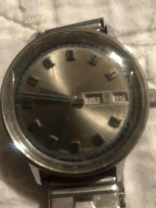 Vintage Timex Marlin 75 Day - Date Wind - Up 35mm