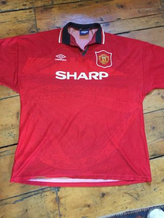 Vintage Manchester United Football Shirt.  Sharp.  Umbro.  Xlarge