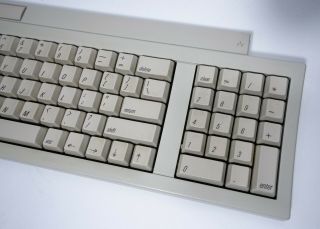 Vintage Apple Keyboard II M0487 Macintosh with ADB Cable 2