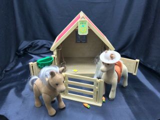 Calico Critters Sylvanian Families Pony And Stable Vintage Horse Boxed 2 Horses