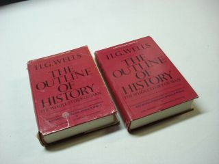 Vintage 1971 Doubleday H.  G.  Wells The Outline Of History Book Set Volume 1 & 2