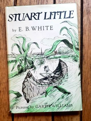Vintage Stuart Little By E.  B.  White (c) 1945