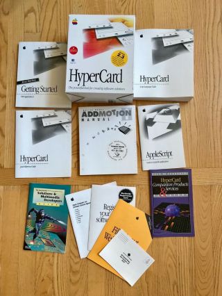 Hypercard 2.  3 Software,  Complete.  For Apple/macintosh.
