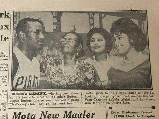 The Sporting News Newspaper July 25,  1964 Gene Mauch Hank Arron Roberto Clemente 3