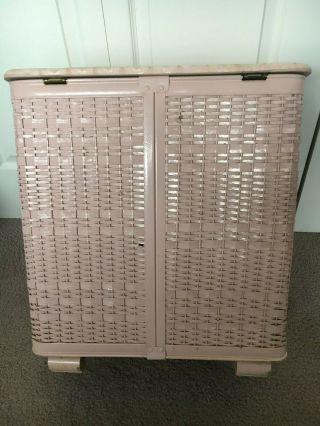 Vintage wicker laundry clothes hamper mid - century pretty in pink 3