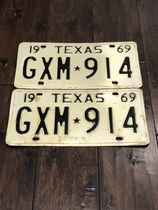 Vintage 1969 Texas Tx.  License Plate Set All