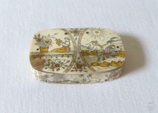Antique Early 20th Century Carved Horn Snuff Box German / Austrian Signed