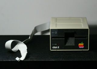 Vintage Apple Computer A2m0003 Disk Ii 5.  25 " External Floppy Drive 2