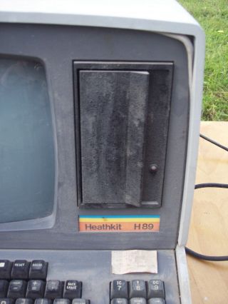 Heathkit H89 computer and dual floppy drive 2