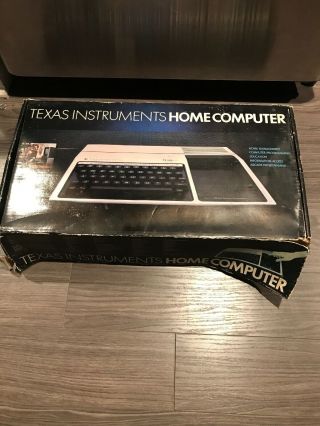 Vintage - Ti 99 4a - Texas Instruments Home Computer 1981 Turns On