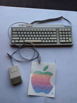 Vintage Apple Desktop Bus Keyboard Ii M0487,  Cable & Adb Mouse G5431