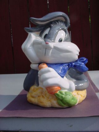 Vintage 1993 Warner Brothers Bugs Bunny Cookie Jar