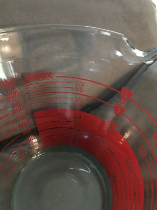 Vintage Pyrex Red Letter 4 Cup 32 Oz Reverse Read From Inside Measuring Cup 2